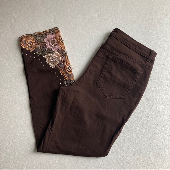 Soft Surroundings Denim - Soft Surroundings embroidered jeans Size 8